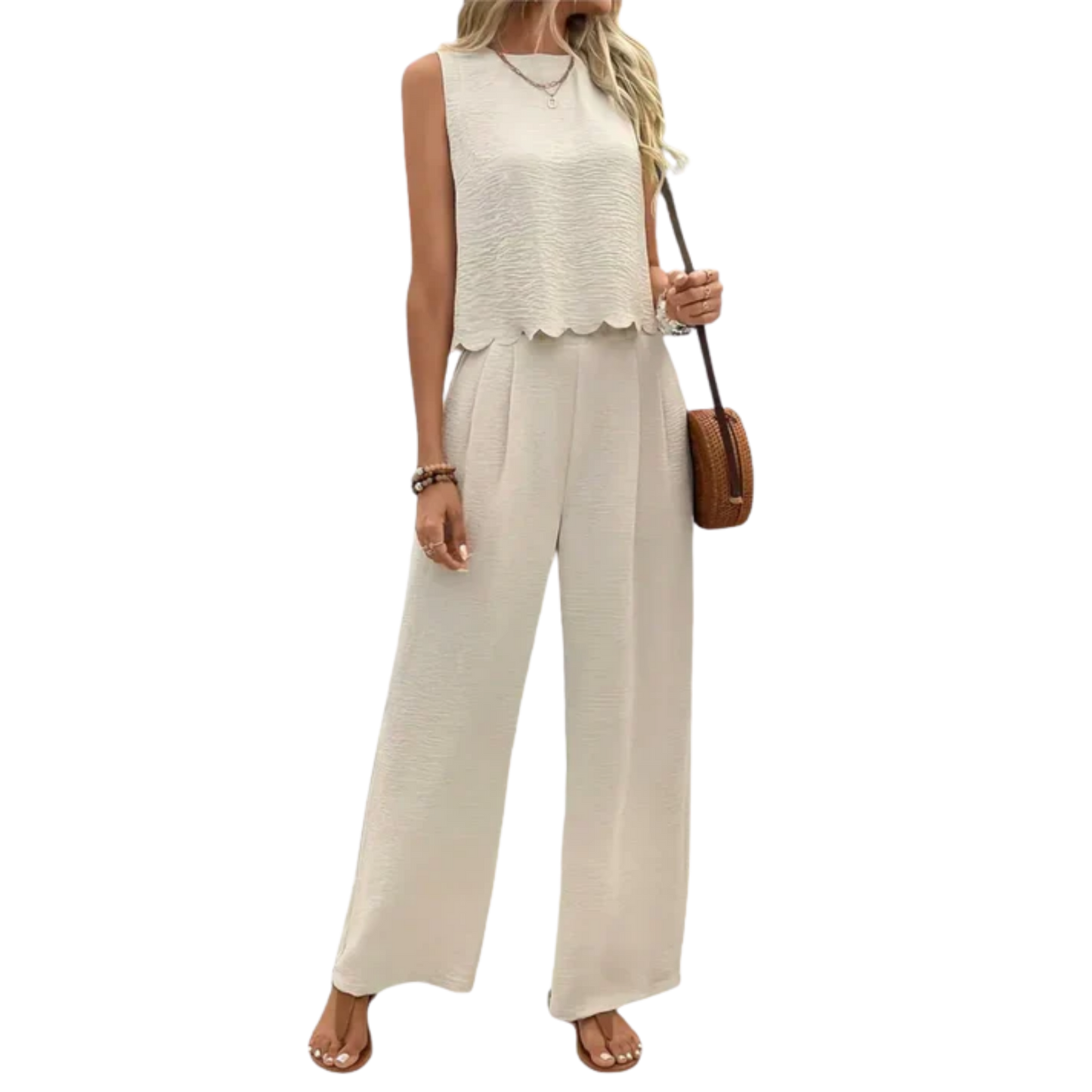 ולריה – וסט עם שוליים פרחוניים ומכנסיים ארוכים