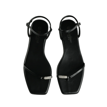 סנדלים שטוחים - שרלוט