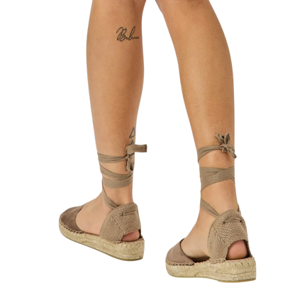 נעלי אספדריל אבישג™ – קשירה