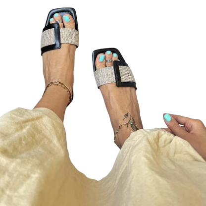 איסלה — סנדלי רצועה אחת