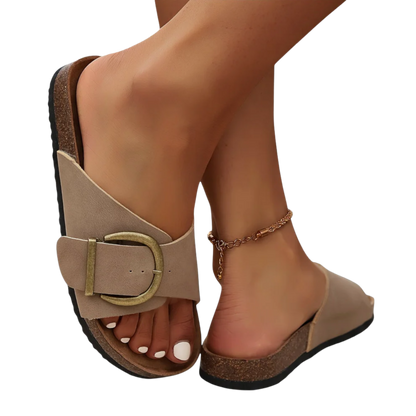 כפכפי קיץ לנשים עם רצועות מתכווננות