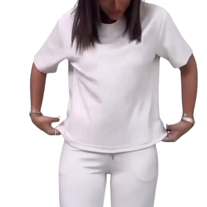 סט תואם אלגנטי עם שרוולים קצרים בגוון אחיד