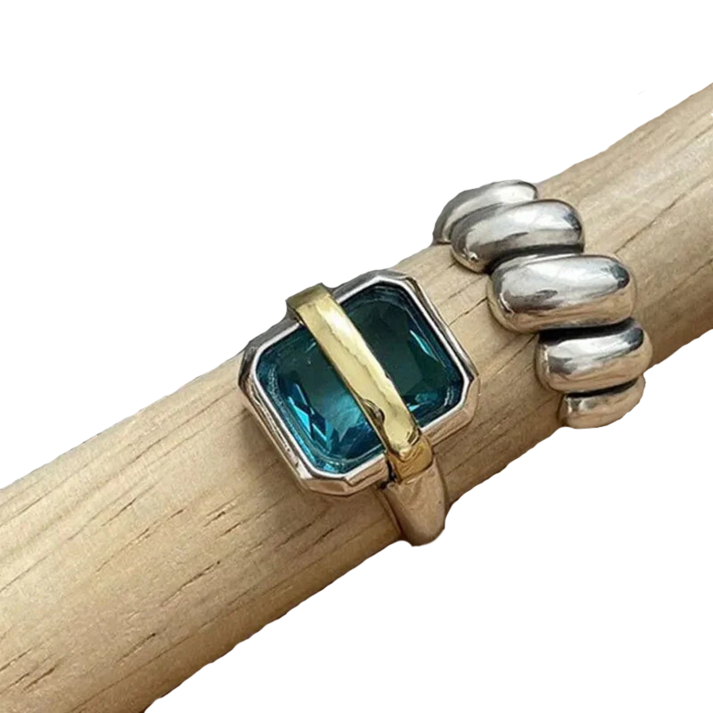 טבעת כסף עם זירקון כחול