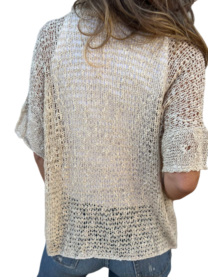 איווני – טופ אלגנטי עם מרקם